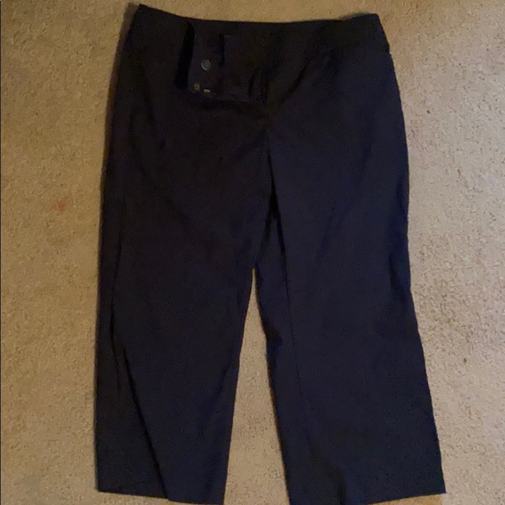 New York & company stretch capris